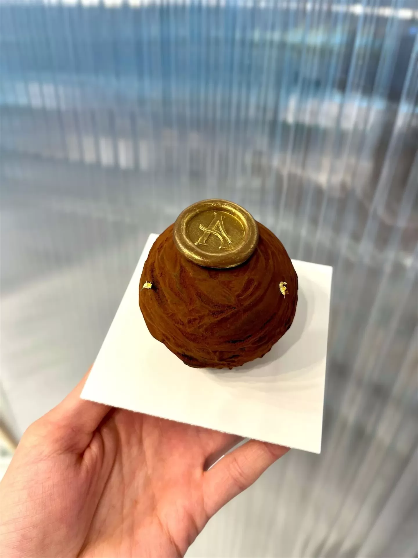 Maxi trufa de praliné de avellana y chocolate negro de ITAMA