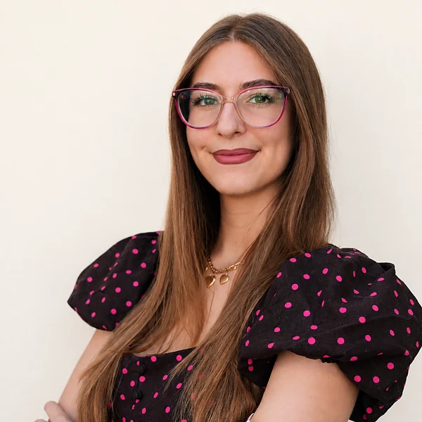 Carmen Fortón, del equipo de marketing e influencer marketing de Suite Agencia